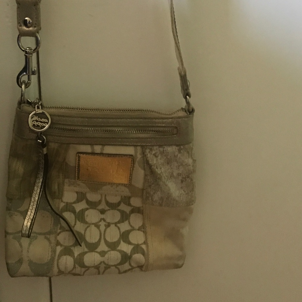 MK shoulder cross body purse